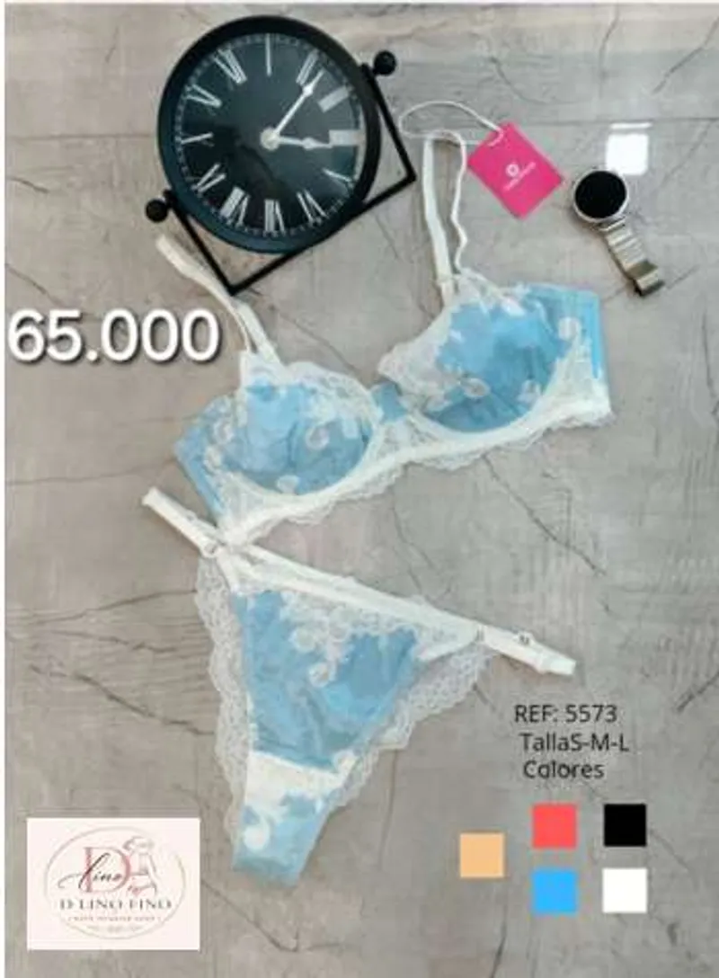 Conjunto Encaje Floral Celeste